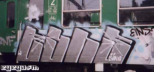 eyns01.jpg