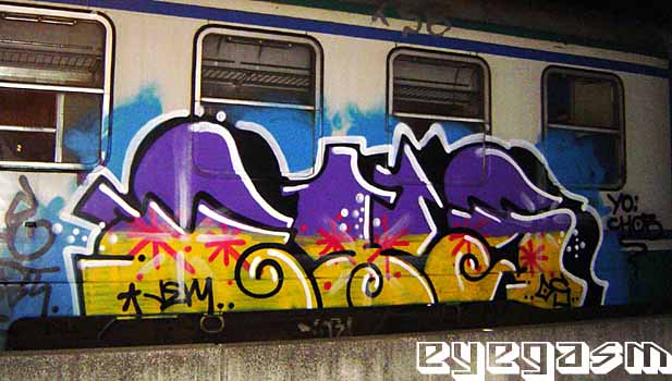 eys02.jpg