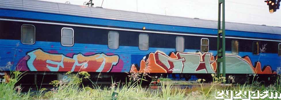 fist-th01.jpg