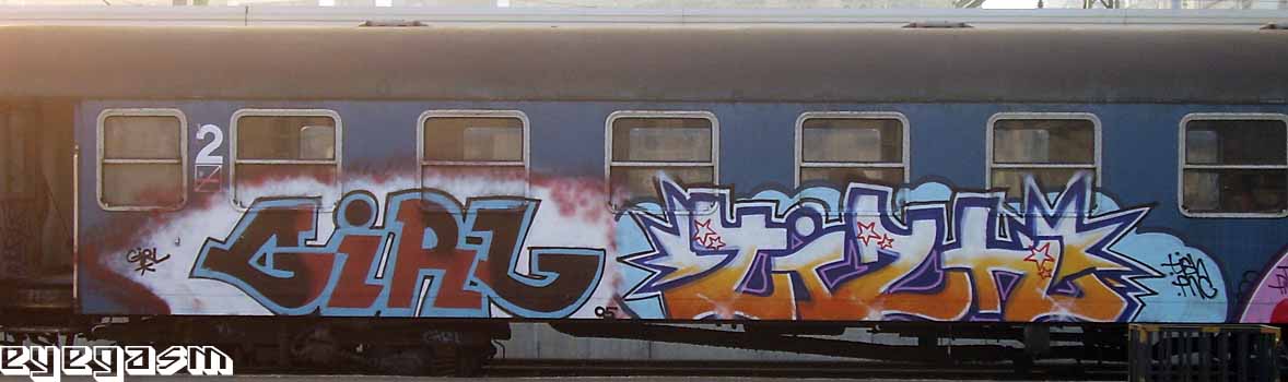 girl-tizh01.jpg