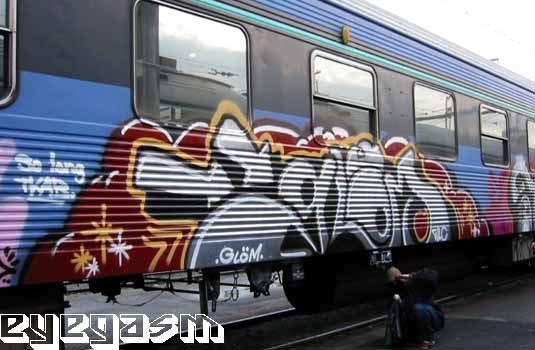glom02.jpg