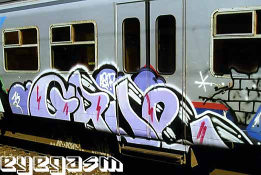 grue02.jpg