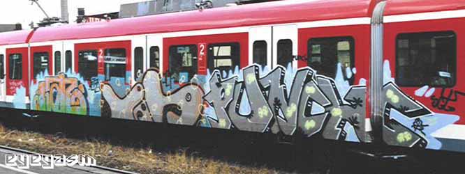 hate-yah-punch01.jpg