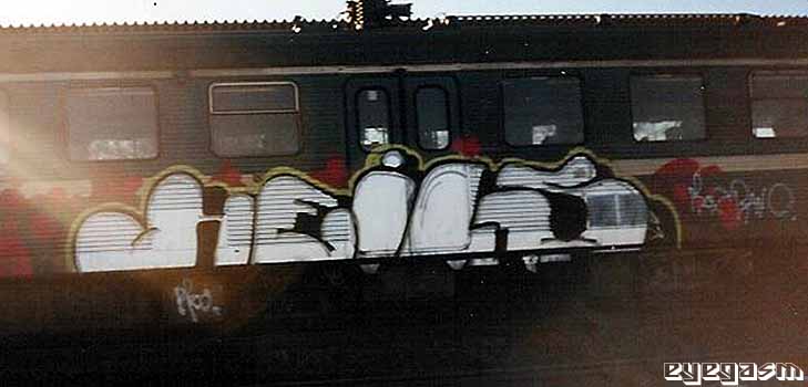 heils01.jpg
