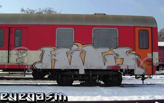 hits01.jpg