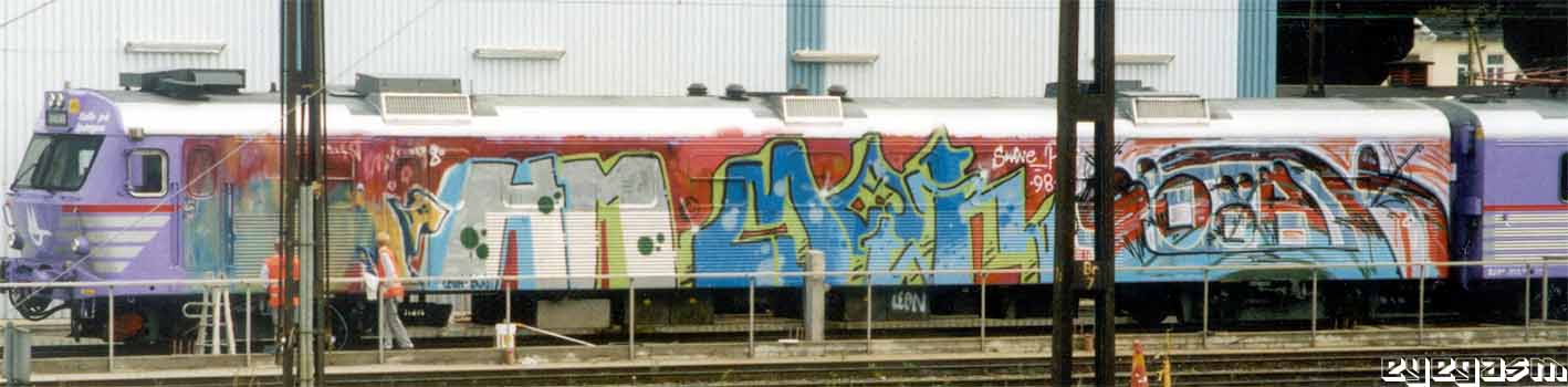 hm-mar-tooak-wc01.jpg