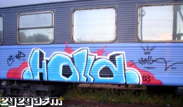 holla02.jpg