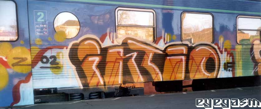intio01.jpg