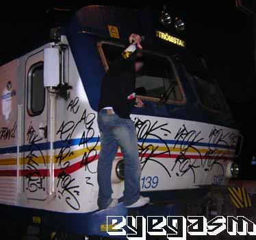 irokbomb05.jpg