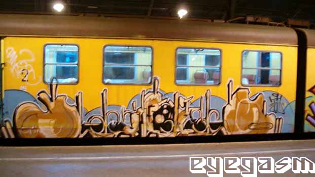 isez04.jpg