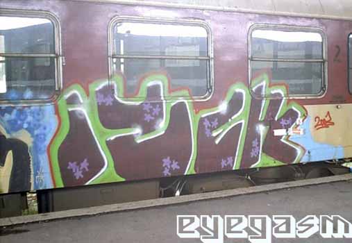 izek01.jpg