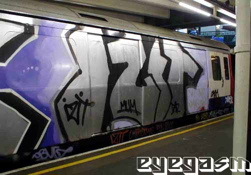 izit-wc01.jpg