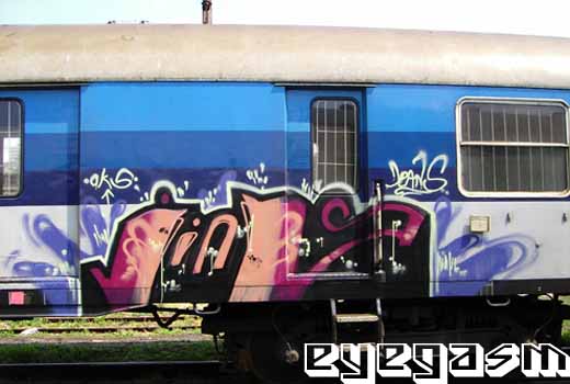 jins01.jpg