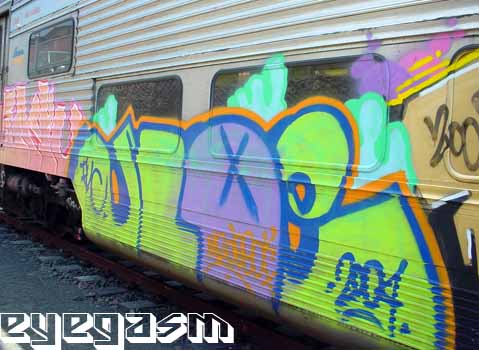 jloe01.jpg
