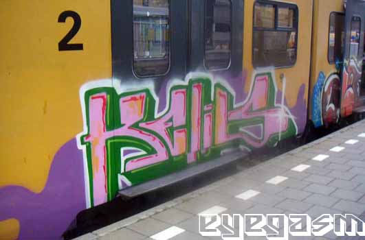 kelis01.jpg