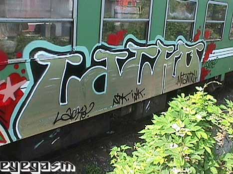 lacko02.jpg
