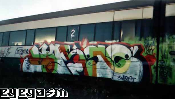 large02.jpg