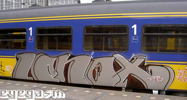 lenox01.jpg