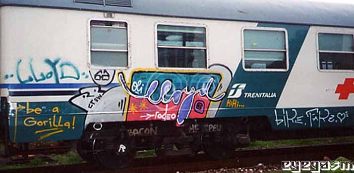 lloyd02.jpg