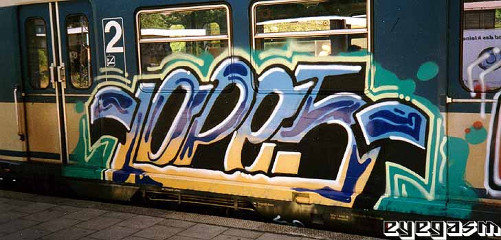 lopes01.jpg