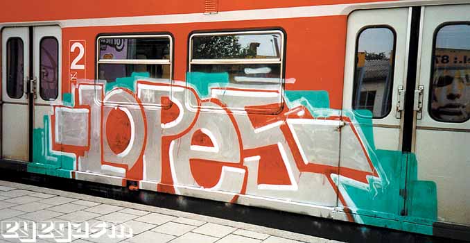 lopes07.jpg