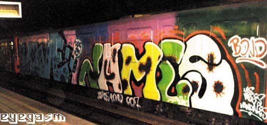 love-james-wc01.jpg