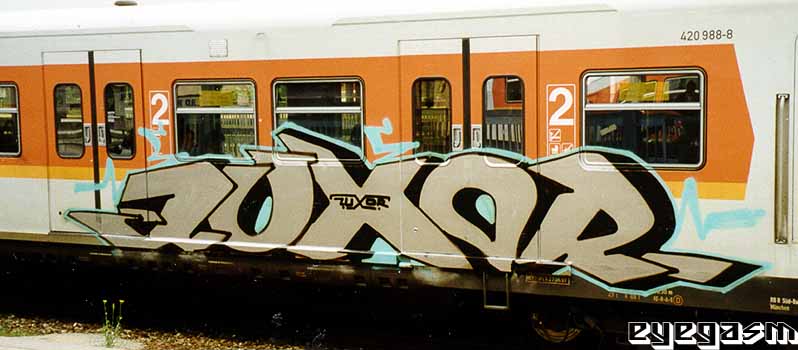 luxor01.jpg