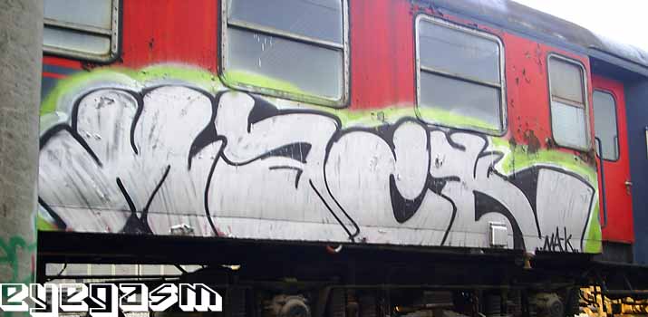 mack003.jpg