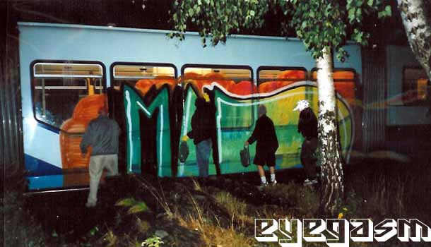 mad01.jpg