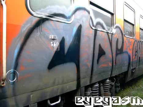 mdc003.jpg