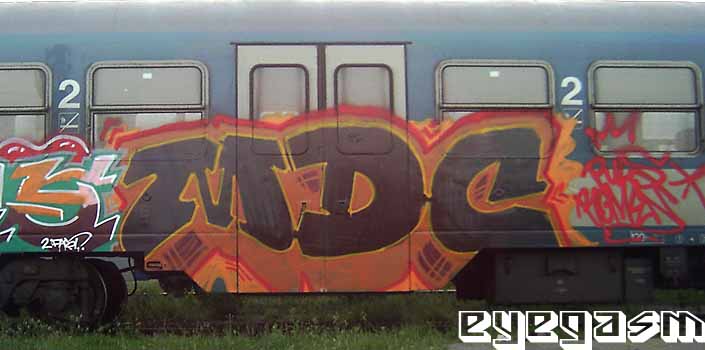 mdc012.jpg