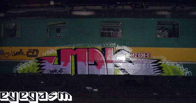 mdk003.jpg
