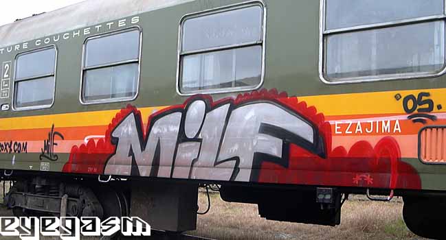 milf01.jpg
