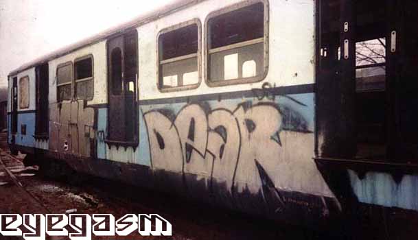 mit-dear01.jpg