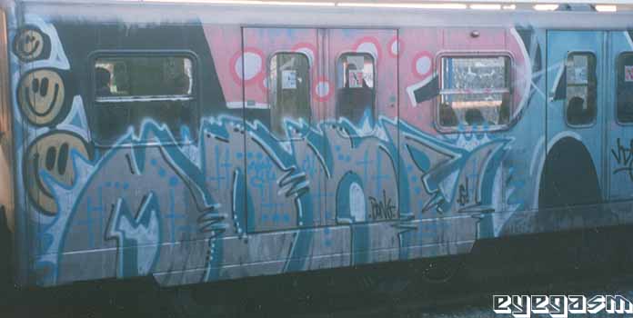 moke01.jpg