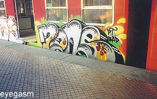 mone01.jpg