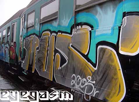 mus002.jpg
