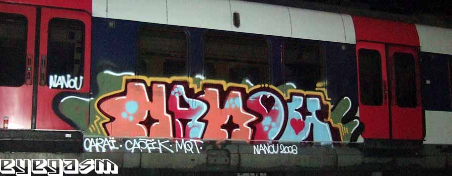 nanou01.jpg