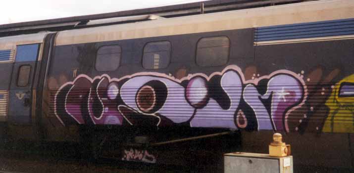 nau09.jpg