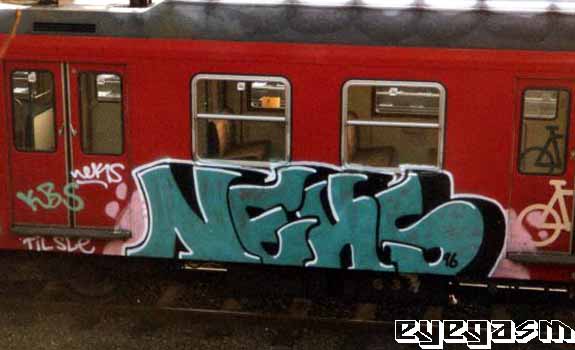 neks03.jpg