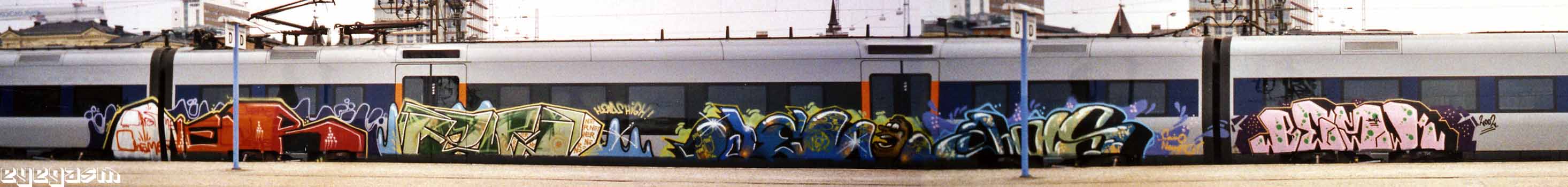 ner-fem-oden-hools-besk01.jpg