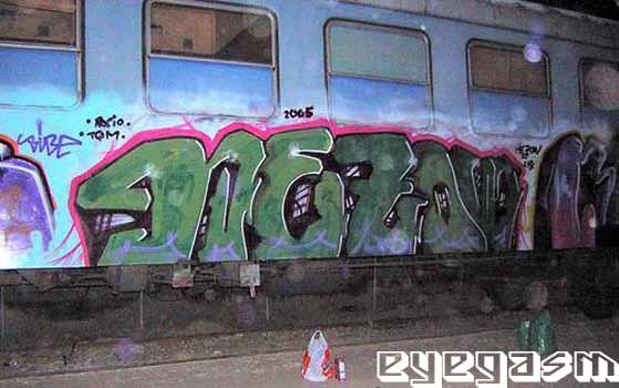 nezow01.jpg