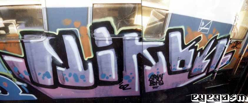 nikon03.jpg