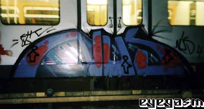 nus01.jpg