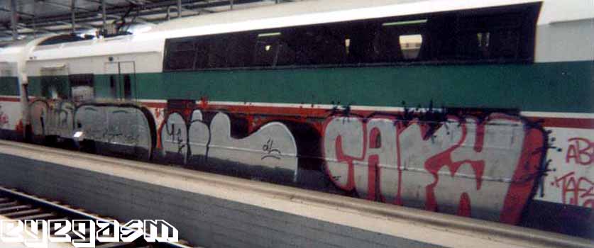 oil-cafy01.jpg