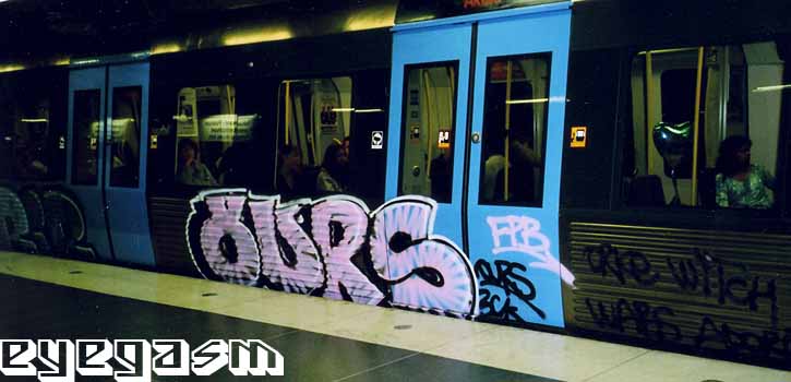 ours04.jpg