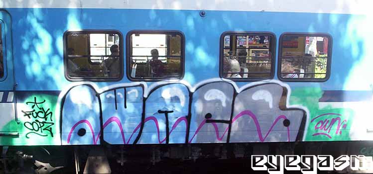 owned02.jpg