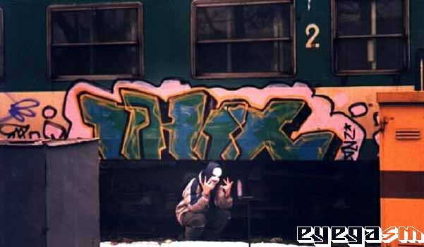 phix02.jpg