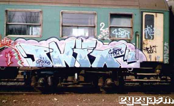 phix03.jpg