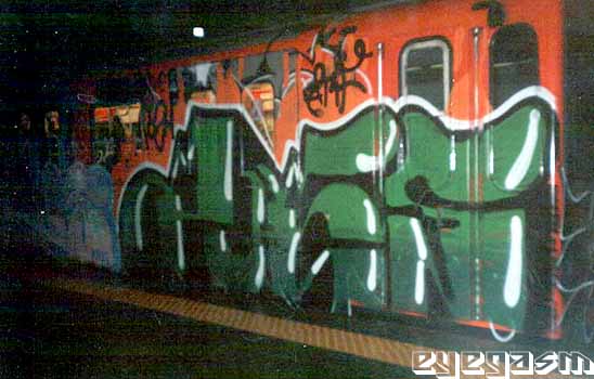 poes02.jpg